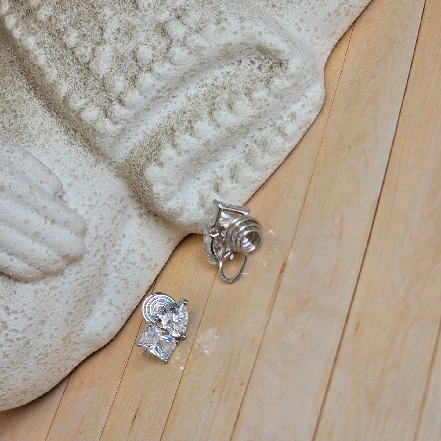 EAR CUFF ilumina platino