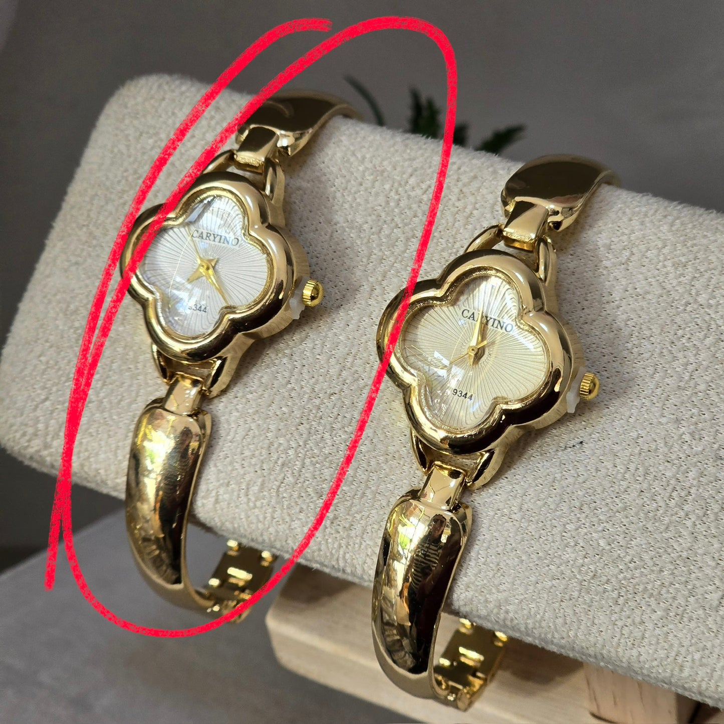 Reloj VC blanco 🤍