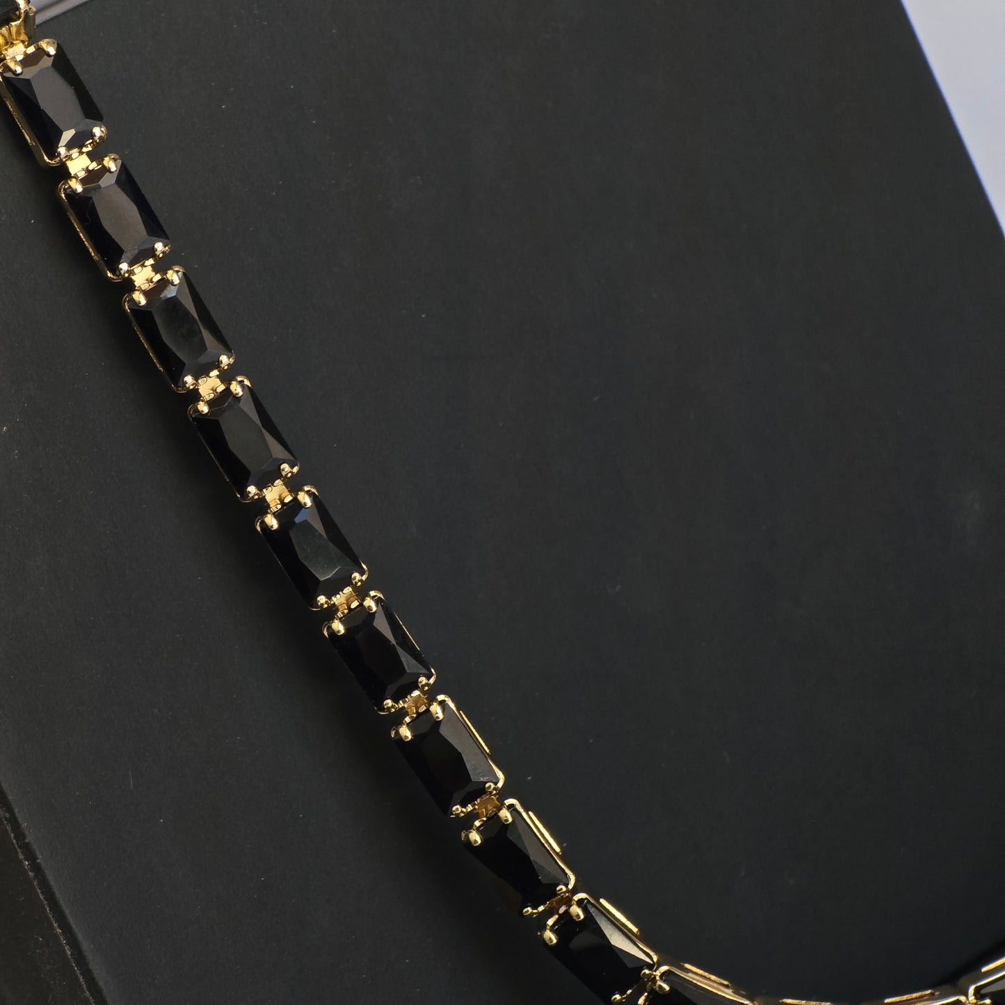 Pulso Zirconias Black