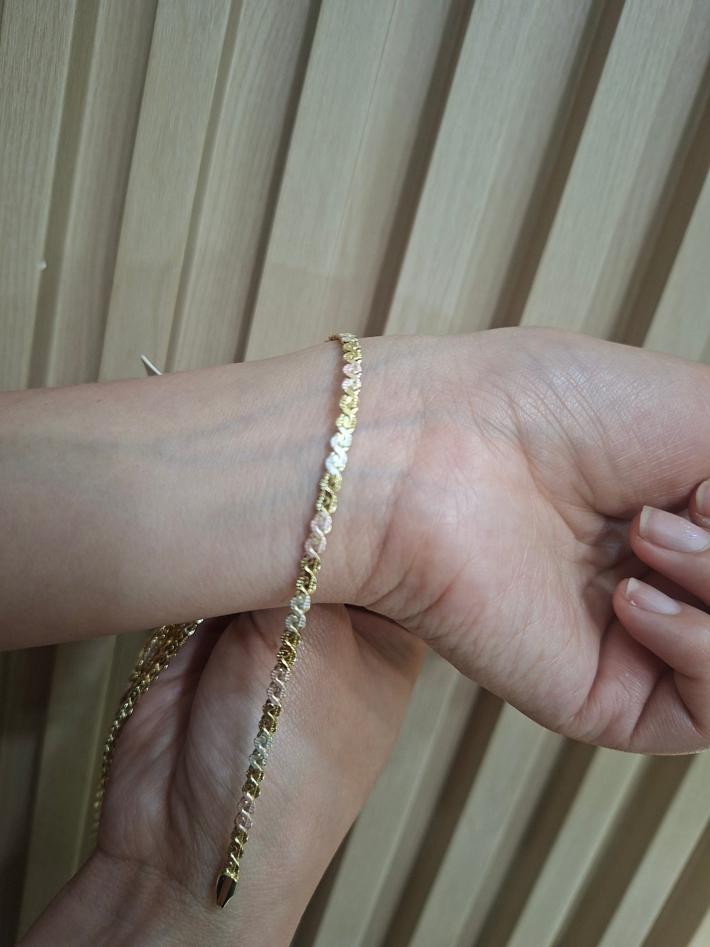 Pulsera florentina delgada