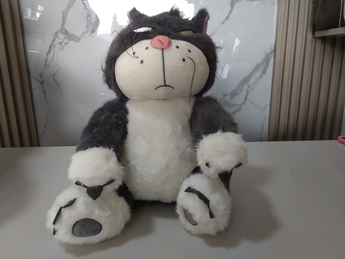 Peluche gato lucifer