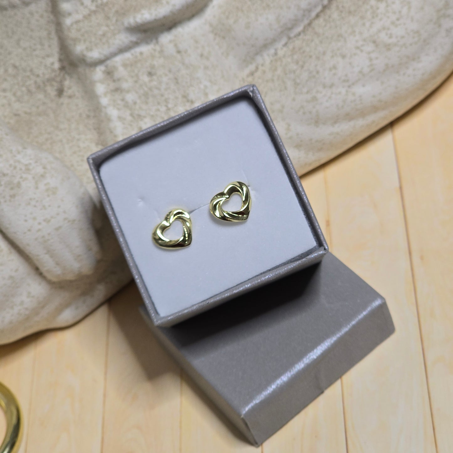 Broquel corazón torcido