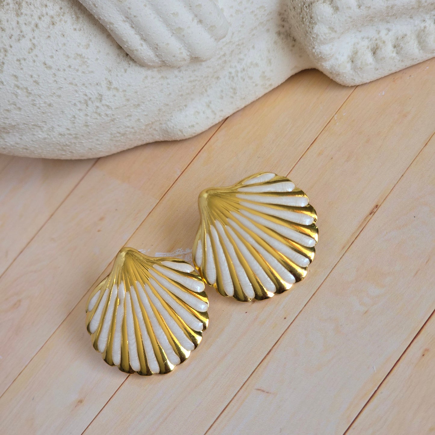 Arete Chunky Concha blanca